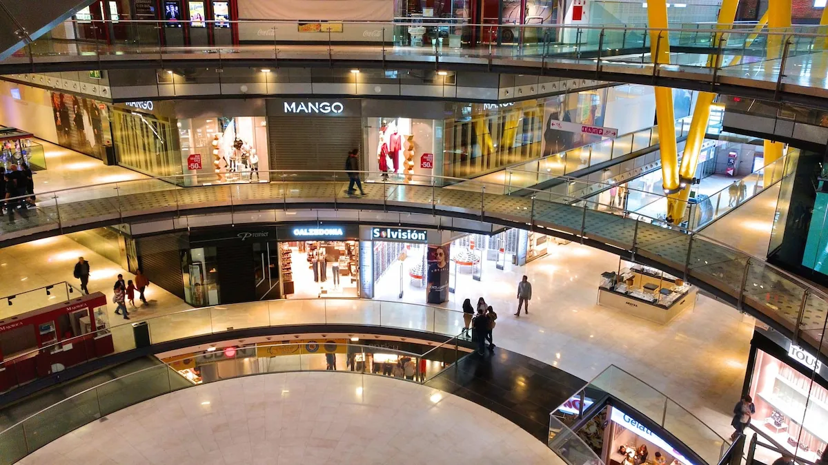 operamaid for malls